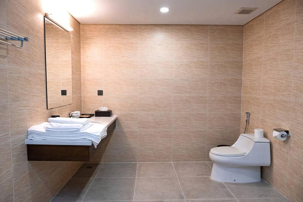 1Br - 1 Sofa Bed Luxurious 5-Stars Resort Phuc Yen Luaran gambar