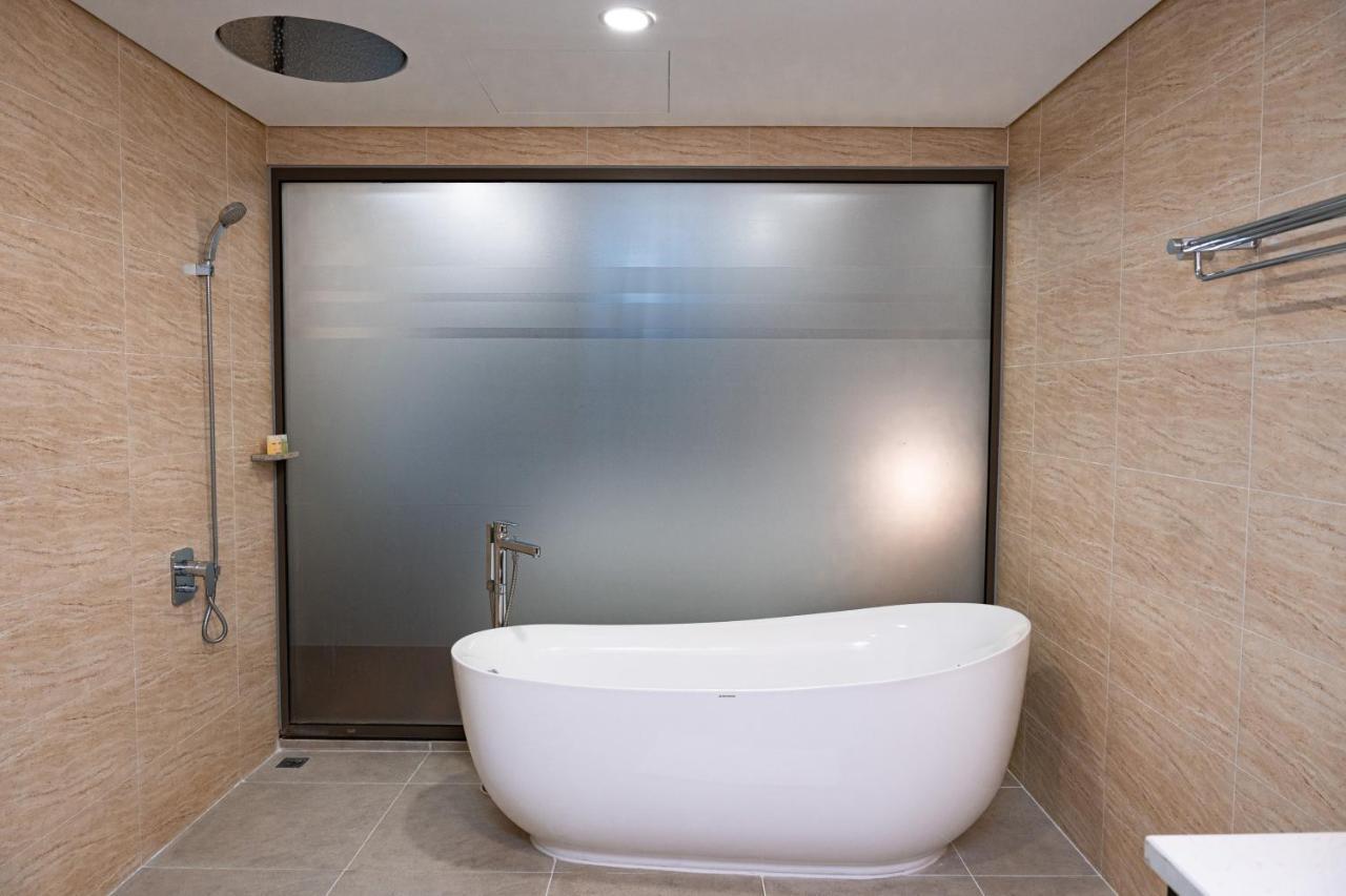 1Br - 1 Sofa Bed Luxurious 5-Stars Resort Phuc Yen Luaran gambar